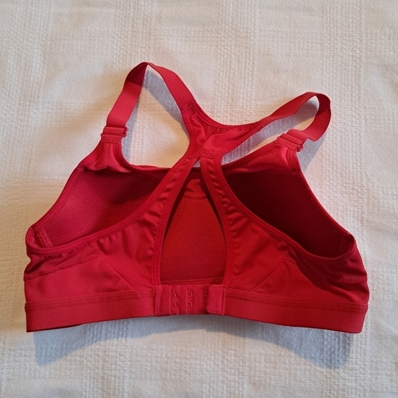 Victoria's Secret Sport red 32B Incredible lightweight max racerback bra - Picture 2 of 6